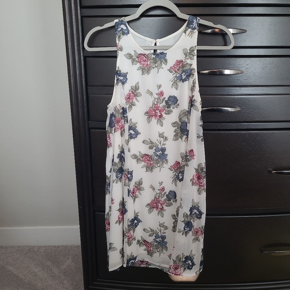 Abercrombie White Floral Dress